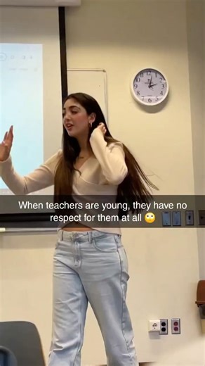 New things happening in the college everyday👀#trending #ai #yt #shorts #college #cs #tricks #class