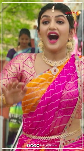 मेरी कमर मेरी मर्जी.. हिलावू या घुमाव🤣| #Sreeleela #Pellisandad #Roshan #Shorts #Viral #Trending