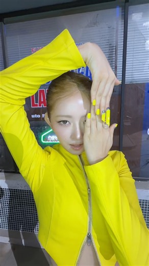 안녕? I came to your world #IVE #아이브 #LooksCanKill #룩스캔킬 #Shorts