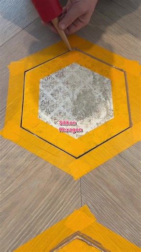 Fugenfüllung zwischen Fliesen: Hexagon-Muster und Chevron