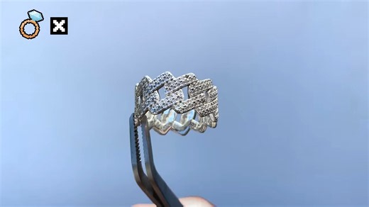 He searched a $10 million Mexico resort, then the beach started giving up jewelry