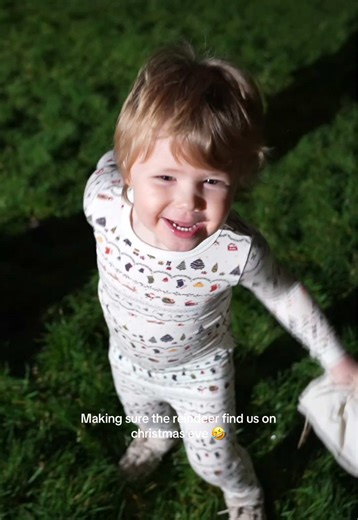 How to Help Santa's Reindeer Find You on Christmas Eve