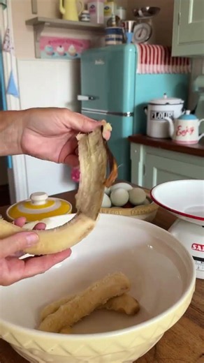 This easy to make Banana Bread is an excellent way to use up all those bananas that are going over..
