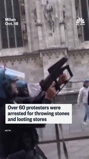 Italian police clash with protesters over cost of living