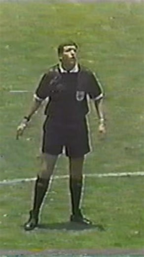 A masterclass from start to finish. 👏🏼 #TBT to 1993 Gold Cup when we lifted the trophy for the first time after a 4-0 win against the USA in the final. 🏆🇲🇽 #SomosMéxico 💚 | Mexican National Team