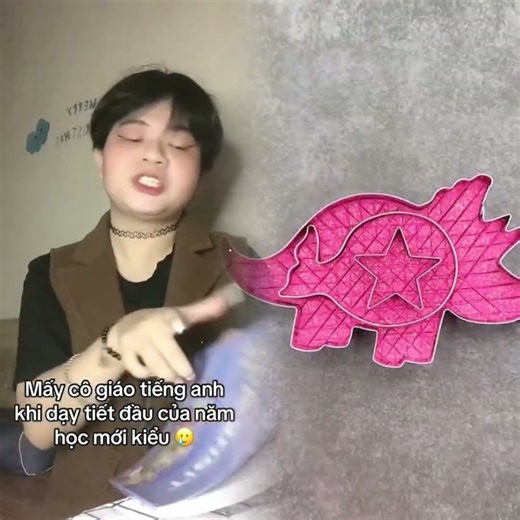 Tiết đầu lúc nào các cô cũng sẽ nói tiếng anh 100% #mchibi02 #vtvcab #CheckMath #master20