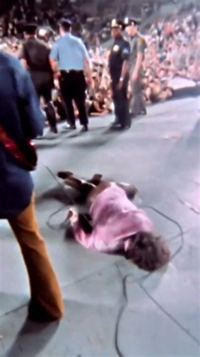 August 1968. The Singer Bowl.