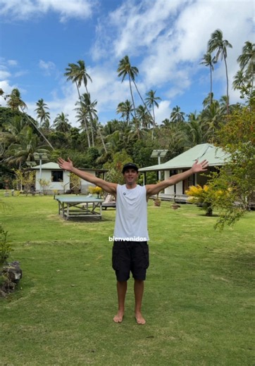 Bienvenidos a las islas Fiji 🌴 Vamos a pasar 4 días explorando esta increíble isla, disfrutando de sus playas, sus paisajes y descubriendo nuevos rincones. #fiji #fijiislands