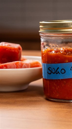 Andy Cooks on Instagram: "Super Simple Sugo. Full video with recipes is now live ✌️ #cooking #mealprep #tomato"