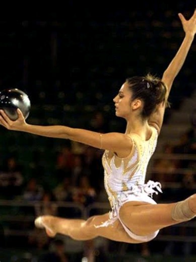 Almudena Cid: Rhythmic Gymnastics Inspiration