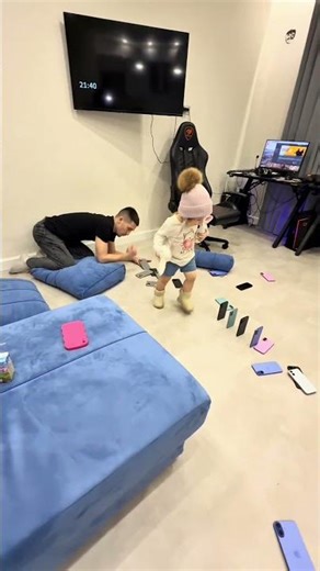 Mega long 100 phone domino cat mode💕🙀