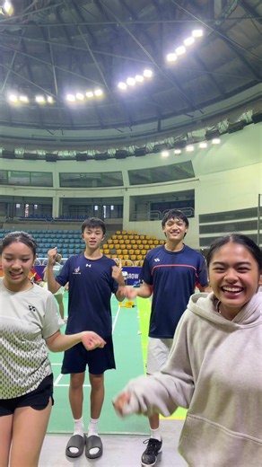 Badminton Party Next Door: Zamora Badminton Court Tips