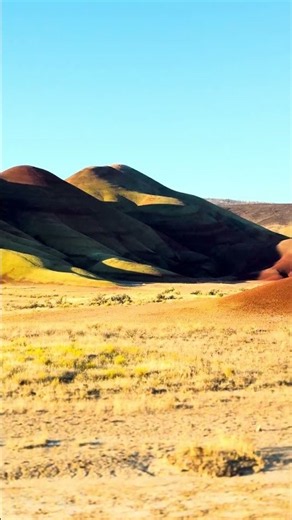 This Looks Like Another Planet — It’s Oregon | Painted Hills Sunrise