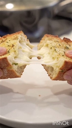 Cheesy Garlic Bread | Crispy, Gooey & Super Easy Homemade Recipe