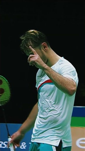 From incredible defence to a stunning finish #badminton #BWF