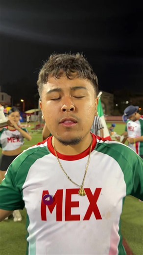 Team tiktok got a trophy 🤭 #benjychavez #streamergames | nico streamer games