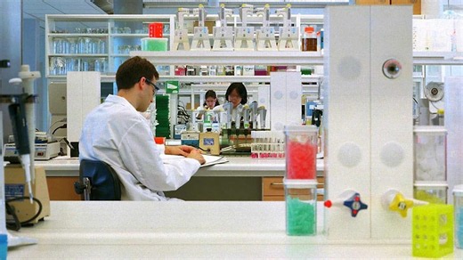 FTSE 100 Live: AstraZeneca drags while Computacenter soars, US AI stocks gain