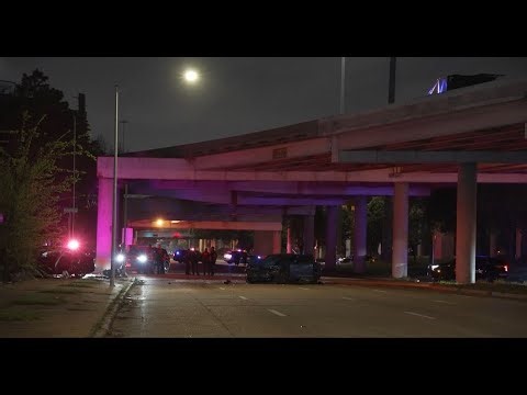 1 Killed, 5 People Hurt in Downtown Houston Crash