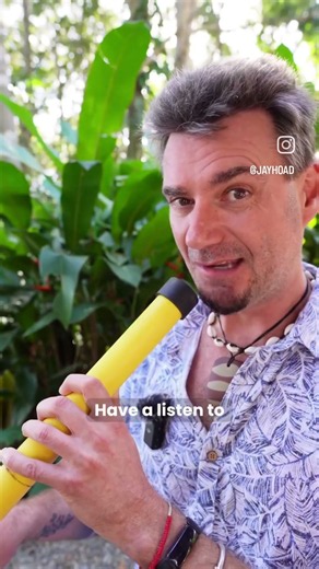 How to play Didgeridoo
