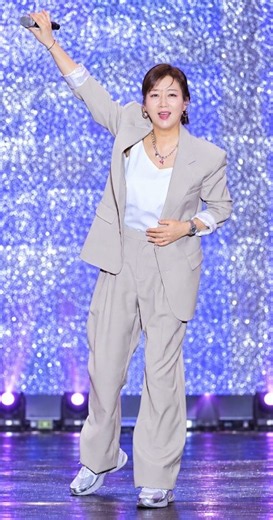 장윤정 '사랑아' 제72회 부여 백제문화제