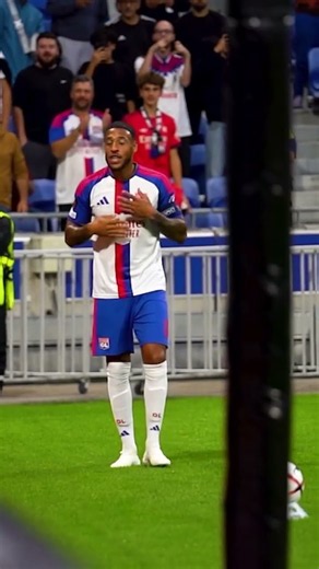 🔥 The Greatest Showman, c’est lui #football #olympiquelyonnais #footballshorts #tolisso