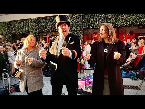 INCREDIBLE Scenes Shop DOORMAN Surprise VISIT Have Yourself A Merry Little Christmas Allie Sherlock