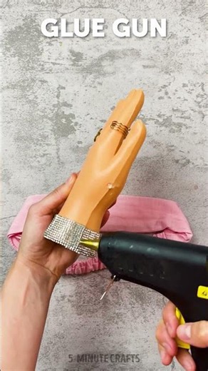 Weird DIY Sun Visor You Have to See! ☀️ #summer #accessories #sunburn