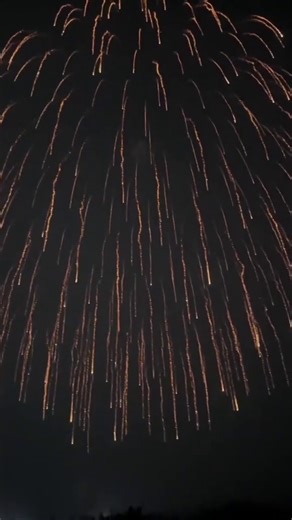 Huge 12" inch Firework Shell🔥💥 #fireworkshell #12inchshell #fireworks #firework #feuerwerk #fuegosartificiales #fyp #foryou #fireworkshow #pyro #pyrography | CharlesPyro Fireworks