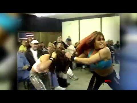 "The Prize" April Hunter vs Ariel - Elite 8 Tournament #womenswrestling #wcw #wwe