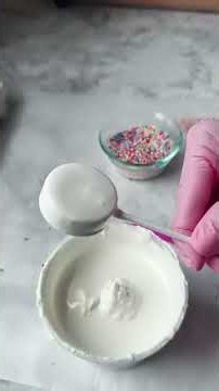 Watch how I make my promotional cake pops! They are the perfect little business