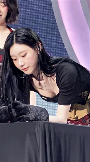 Chaeryeong Is Too Good at This Game 😂 | 260809 ITZY Fan Meeting