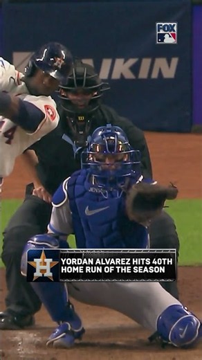 YORGONE TO THE SECOND DECK! #MLB #astros #baseball