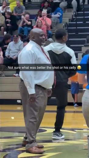 Coach had to show them how it’s done 😤😂 (via Hayden_williams_media/IG)
