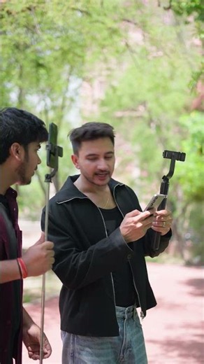 Android Vs Apple: कौनसा Phone खींच पाएगा सबसे ज़्यादा Photos?! 😱📸 #shorts