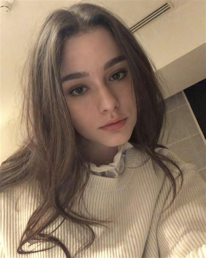Dasha Taran beauty edits — best fan edits & clips