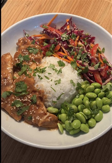Peanut Chicken Bowls recipe | Easy summer dinner