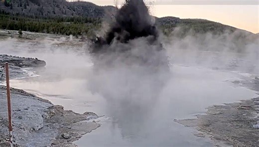 See it: Black Diamond Pool erupts for the second time in a week