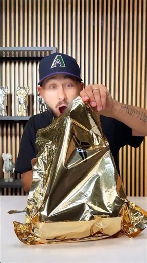 Blind Box Unboxing of the Kobe 4 Draft Day Pack | Going for the Gold!