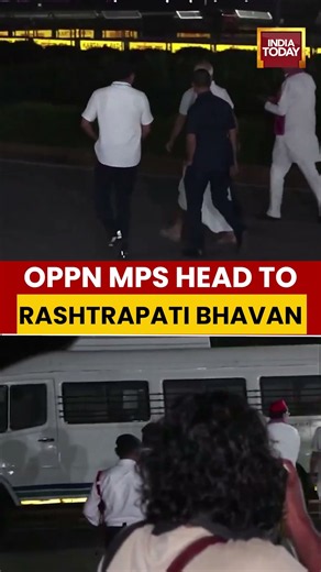 SIR Row: Opposition MPs Head To Rashtrapati Bhavan | Rahul Gandhi | Mamata Banerjee | INDIA bloc