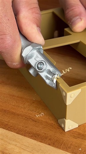 3D-printed Deburring Tool | LayerWorks Makerworld Model 1052120