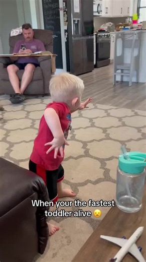 That’s speed speed 🏃‍♂️ (🎥:@Fastest Toddler Alive) | being fast