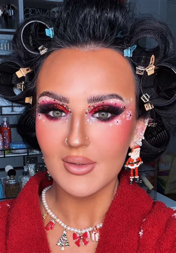 Merry Christmas Eve! 🎄🎅🏻🎁 #xmaseve #xmas #christmas #christmaseve #grwm