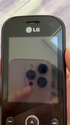 How to treat an LG KS360 vs Samsung GT-B3310 #howtobasic