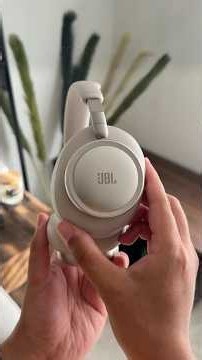 Is This The Biggest Headphone Glow-Up Ever? | JBL Live 780NC