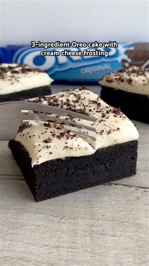 3-ingredient Oreo cake with cream cheese frosting #shorts #food #recipe #cake