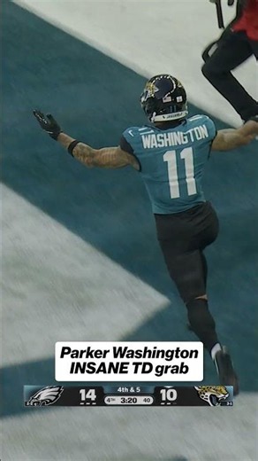 What a touchdown to give the Jags the lead over the Eagles in London 🤯