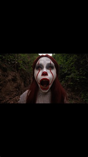 Pennywise the Dancing Clown🎈 #foryou #youtubeshorts #makeup #transition #halloween