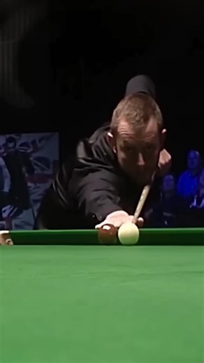They call this "basic positional play." I call it the tightrope walk of a genius. 🤯 If you can play a draw shot this clean under match pressure, you're not a player—you're a surgeon. Tell me: Is this skill or just lucky position? 👇 #Snooker #Pool #CueBallControl #MasterClass | Snooker Keru