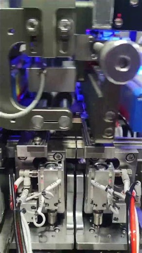 High-Efficiency Dual-Station Z-Stacking Machine #lithiumbattery#stackingmachine