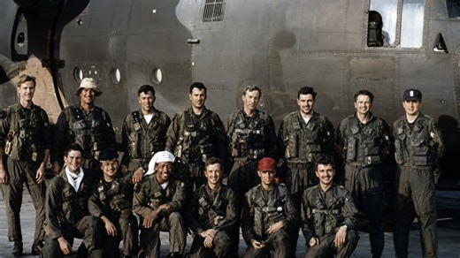 120 Delta Force Operators Secretly Entered Iran to Rescue American Hostages… Then the Mission Ended in Disaster